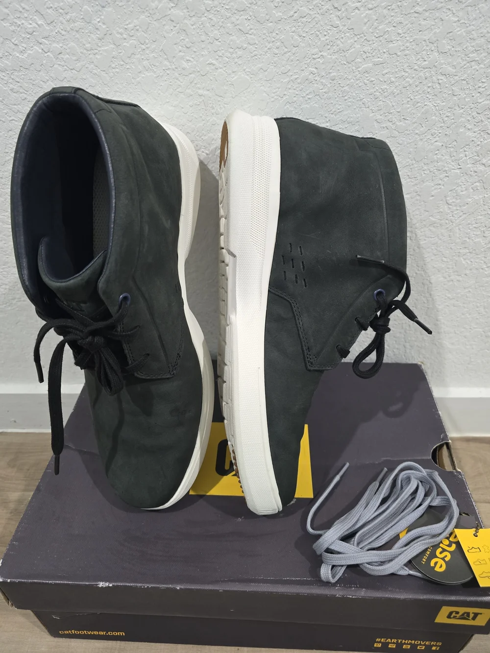 Men's Caterpillar Theorem Fashion Boots